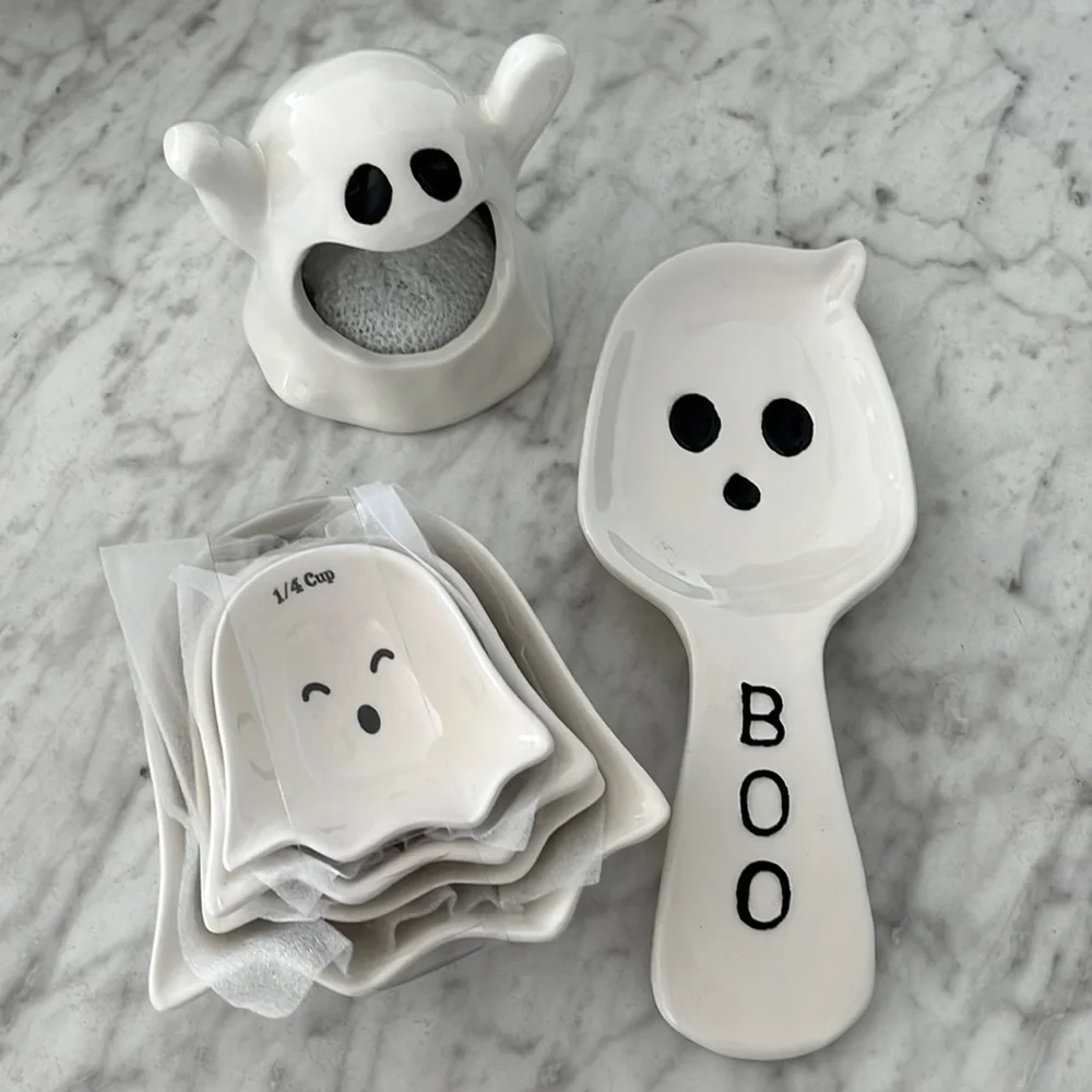 Ghost Measuring Cups - Picture 3 of 3